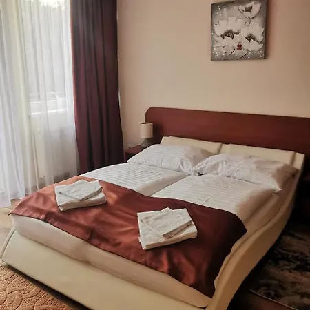 Hotel Zornicka 2*