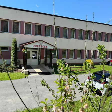 Zornicka Otel 2*